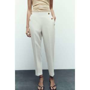 BUTTONED STRAIGHT LEG PANTS